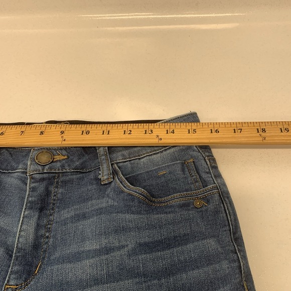 Democracy Bermuda Denim Shorts 8 Ab Solution Slimming Stretch Blue Capri Travel - Picture 7 of 9